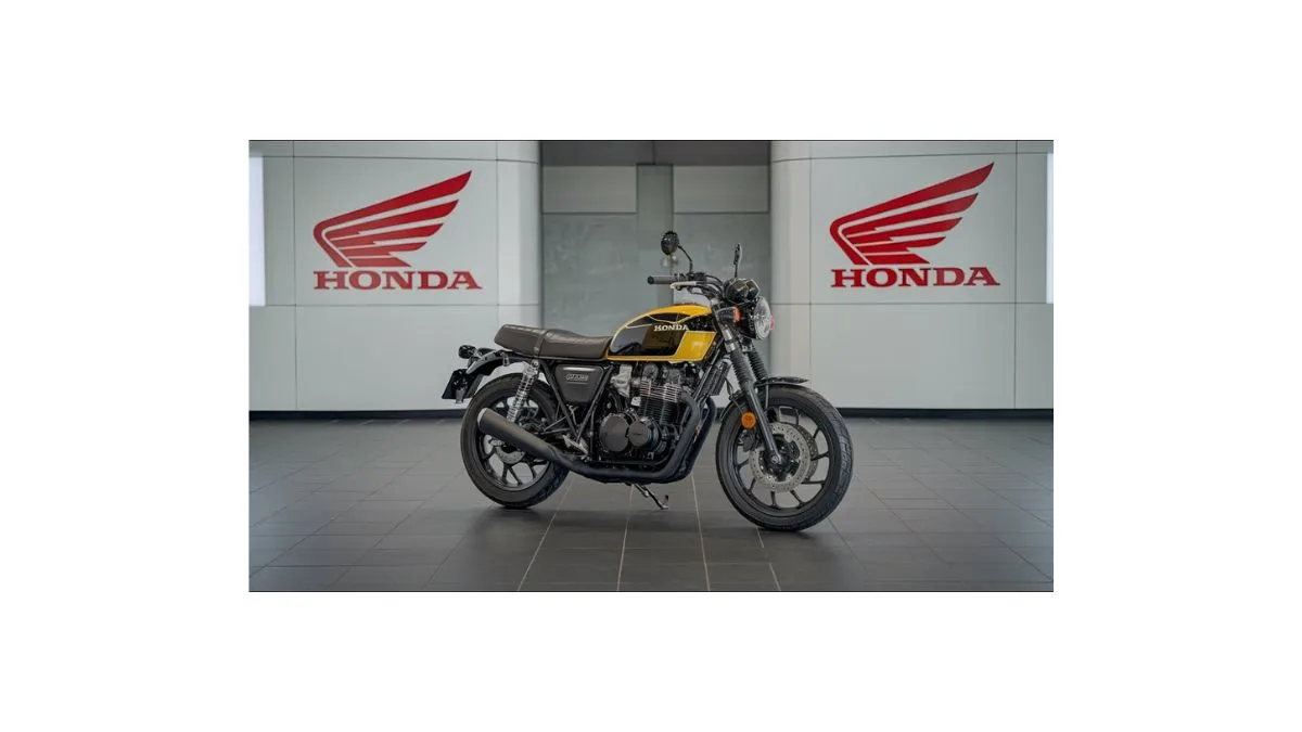 Honda CB350RS 2026 in Matte Black – 350 cc modern classic motorcycle with LED lighting, dual-channel ABS, HSTC, and sporty blacked-out design