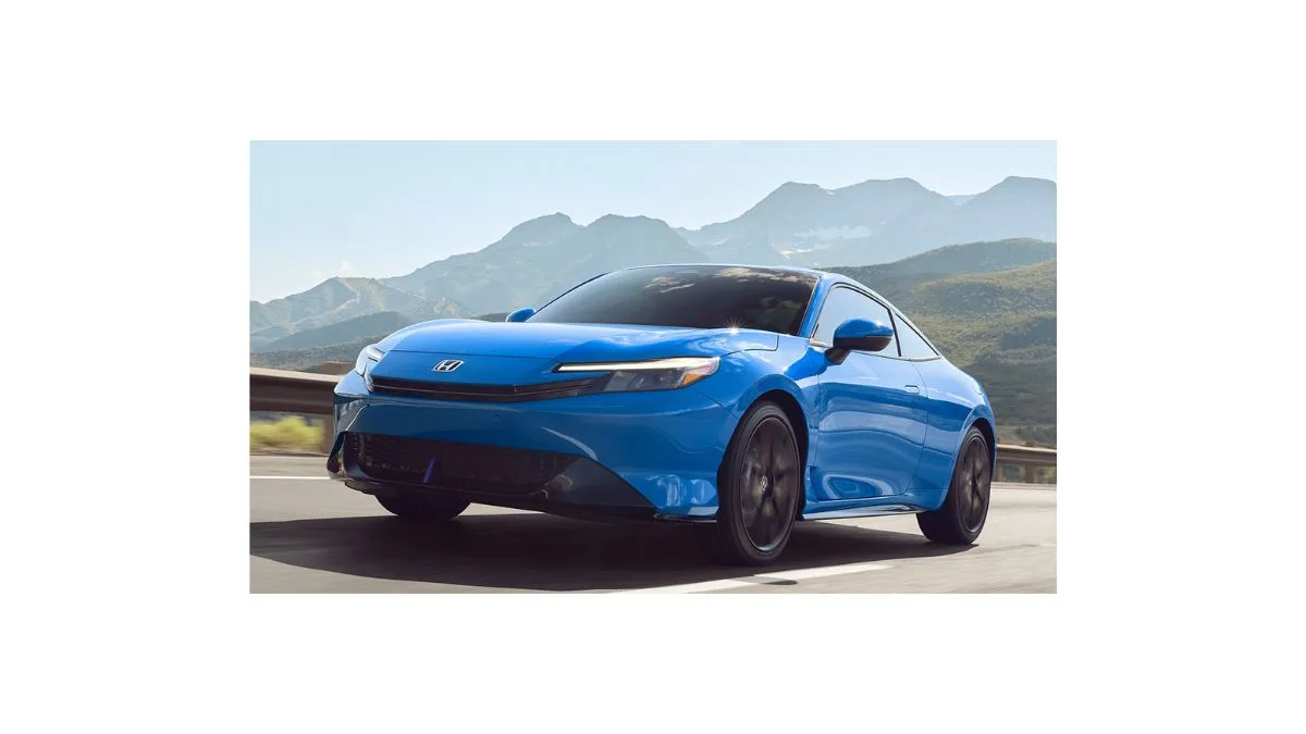 Honda Prelude Hybrid 2026 sporty hybrid coupe with aggressive design and high mileage