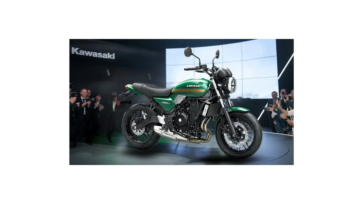 2026 Kawasaki Z650RS retro motorcycle with modern features