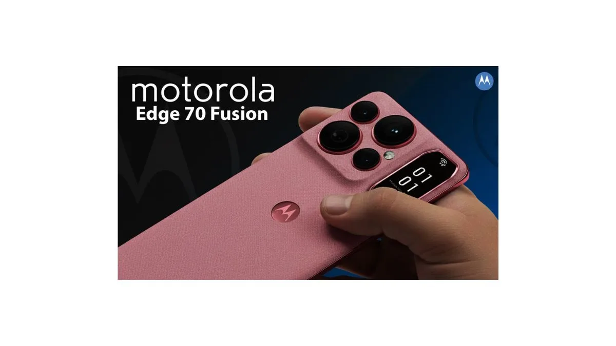 Motorola Edge 70 Fusion 2026 smartphone featuring a stunning curved 144Hz OLED display and massive 7000mAh battery design