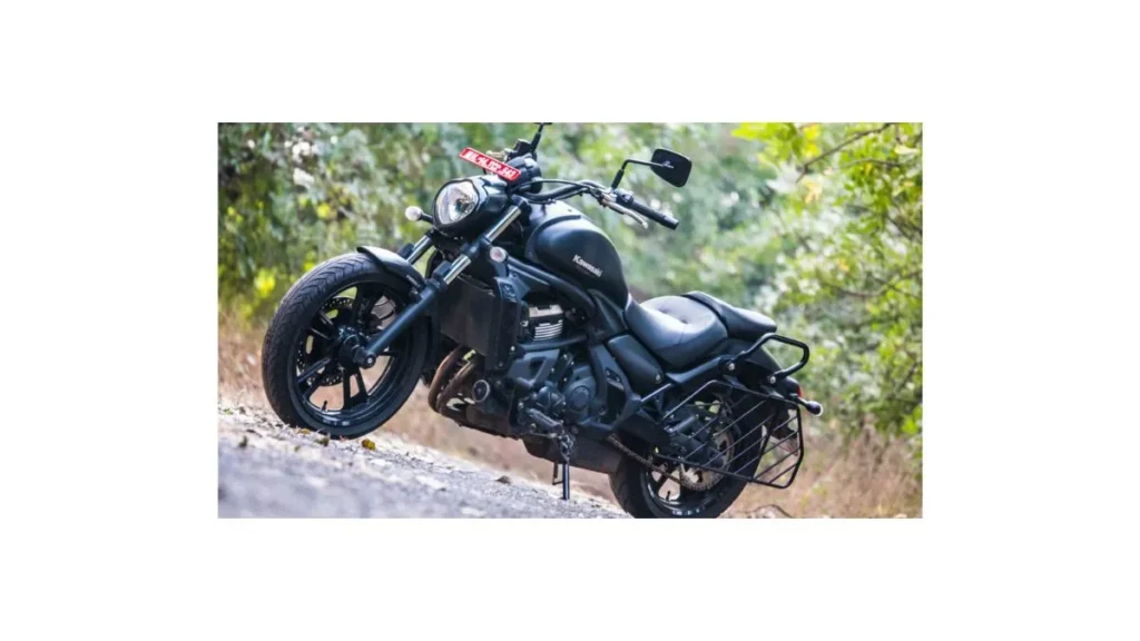 2026 Kawasaki Vulcan 900 cruiser bike with 903cc V-Twin engine and classic design