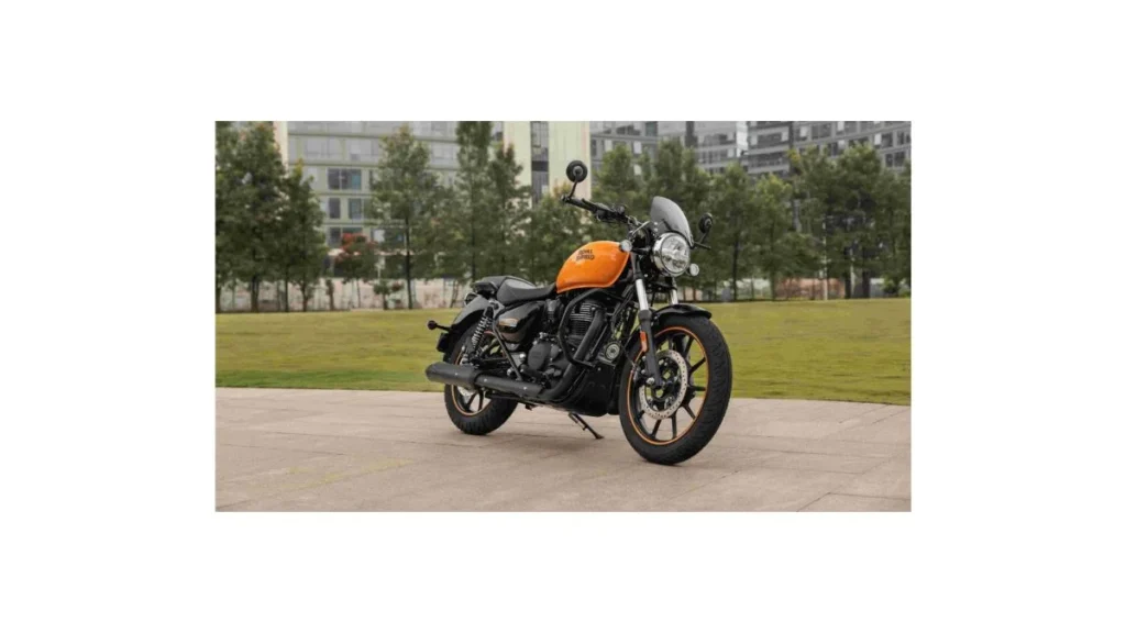 Royal Enfield Meteor 350 powerful stunning massive ultimate cruiser bike designed for comfortable long highway rides